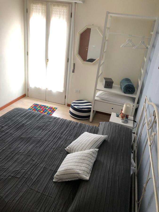 Irides Rooms A Un Passo Dai Parchi Divertimento Лацизе Екстер'єр фото